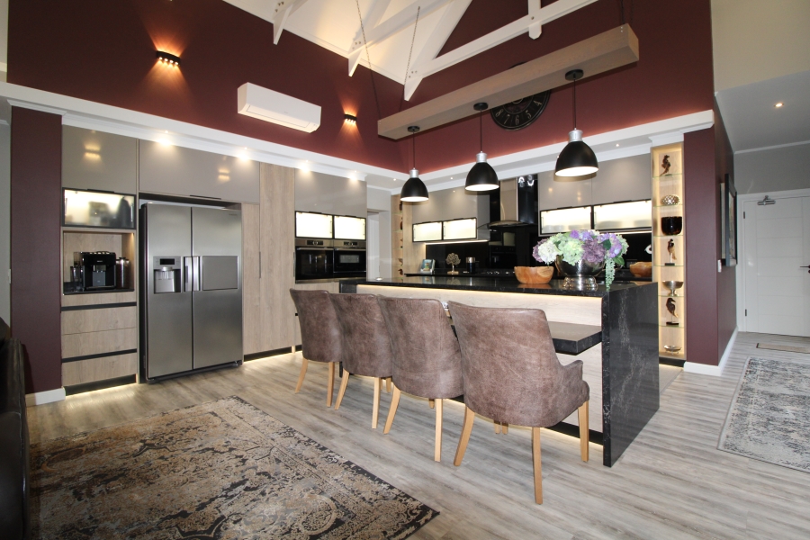 3 Bedroom Property for Sale in Kingswood Golf Estate Western Cape